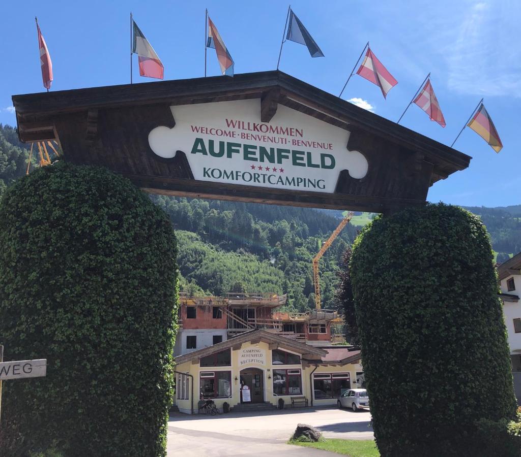 Zillerglueckhuette - 5 Sterne Camping Aufenfeld Aschau Im Zillertal Exterior photo